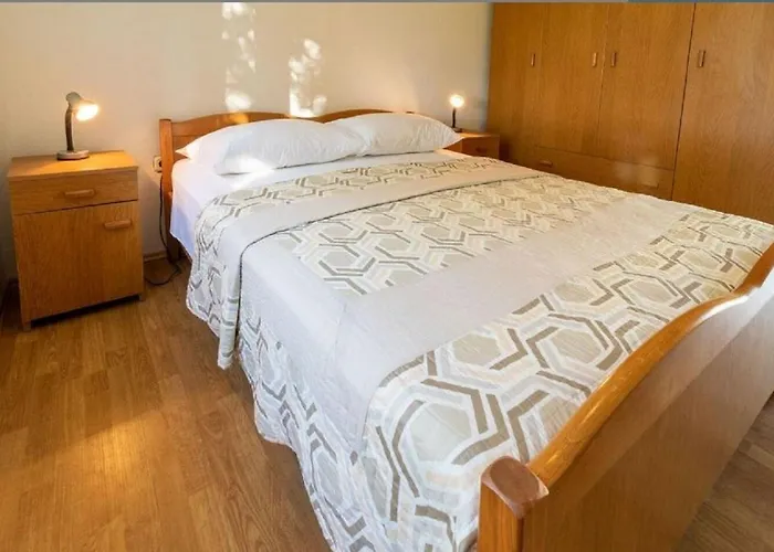 Mir Apartment