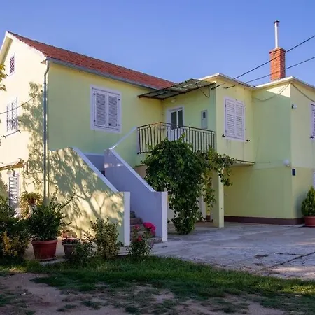 Apartment Mir Zaton (Zadar)