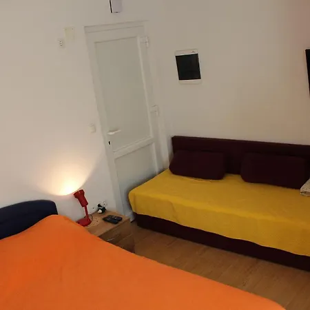 Apartment Mir *