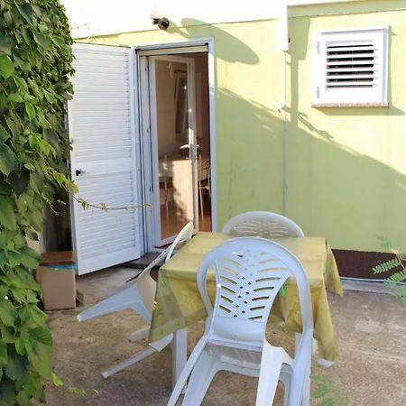 Mir Apartment