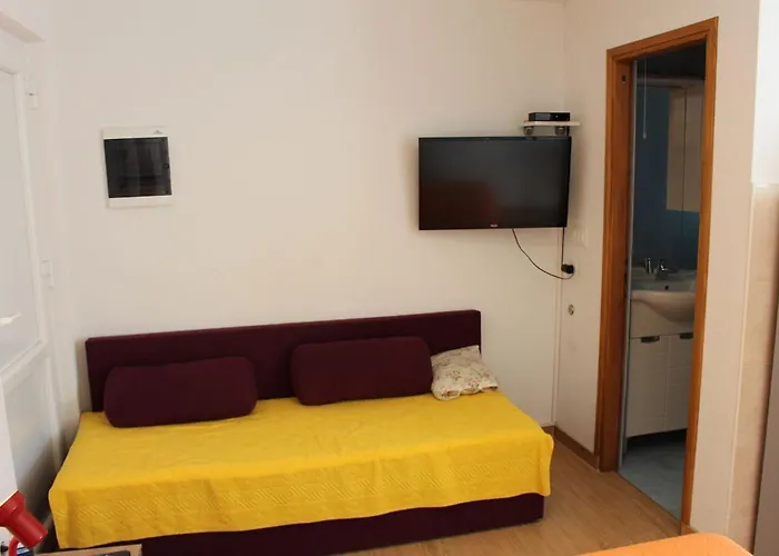 Apartment Mir - Garden Terrace Zaton (Zadar)