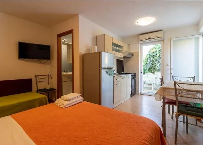 Apartment Mir - Garden Terrace *